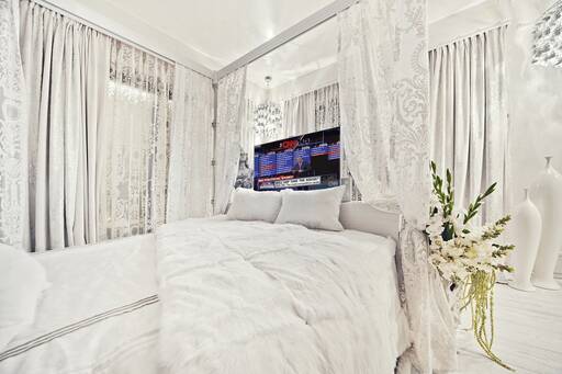 Lidia Bersani / Luxury Interior - Tv hidden in bed 