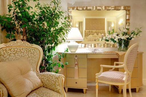 Lidia Bersani - Luxury Classic Interior, gold dressing table