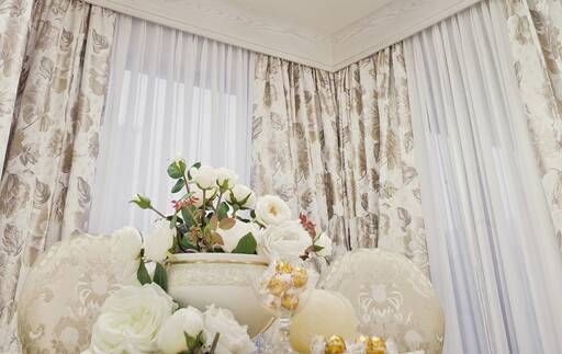 LUXURY LIDIA BERSANI HOME FASHION COLLECTION - off-white voile curtains, and white color eco fur curtains, beautiful tassel 